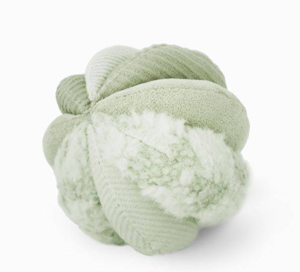 Lambwolf Toto Silent Snuffle Ball Small