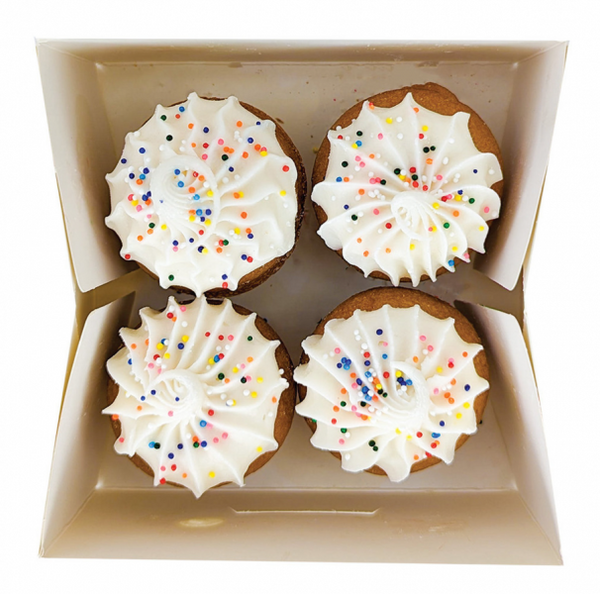 B&R Cupcakes Sprinkled Vanilla 4pk
